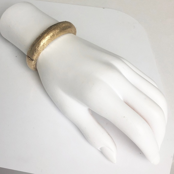 Givenchy Bracelet Hinged Bangle Gold Foil Stamp Vintage HTF Luxury - Picture 6 of 8